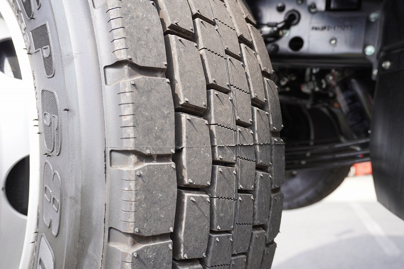 三菱 ファイター 2KG-FK62FZ(2WD)の写真10