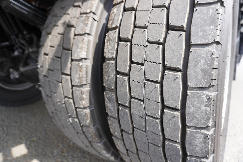 三菱 ファイター 2KG-FK62FZ(2WD)の写真11