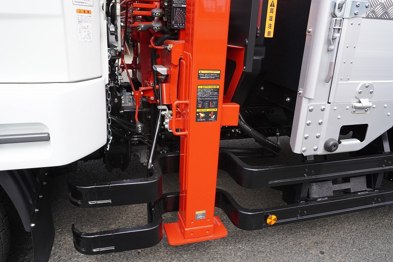 三菱 ファイター 2KG-FK62FZ(2WD)の写真26