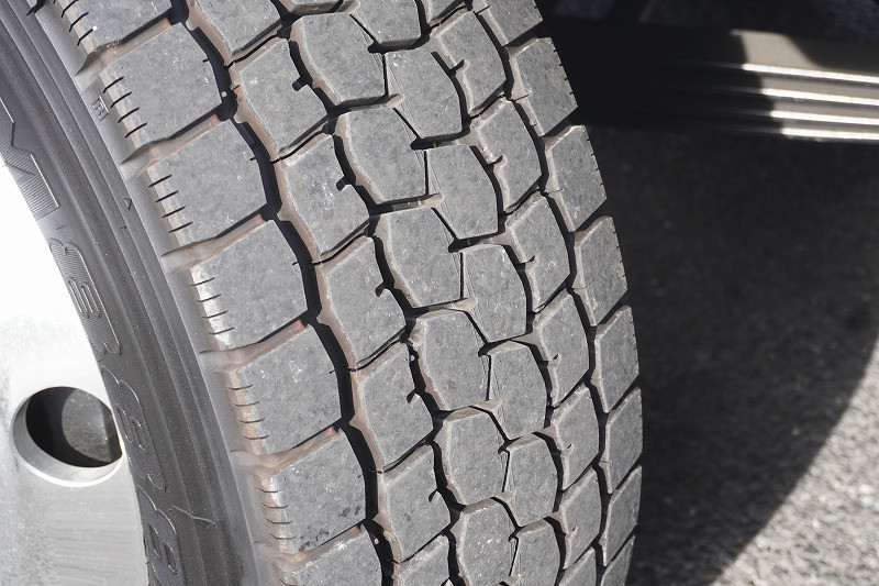 三菱 ファイター 2KG-FK62FZ(2WD)の写真9