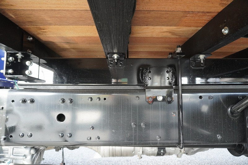 三菱 ファイター 2KG-FK62FZ(2WD)の写真12