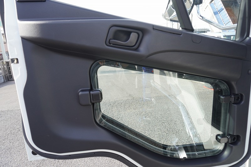 三菱 ファイター 2KG-FK62FZ(2WD)の写真46