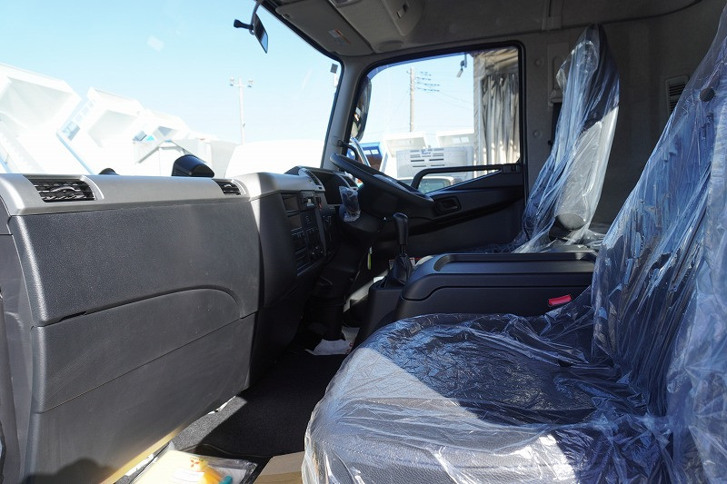 三菱 ファイター 2KG-FK62FZ(2WD)の写真42