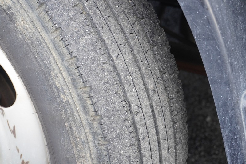 三菱 キャンター TPG-FEA50(2WD)の写真9