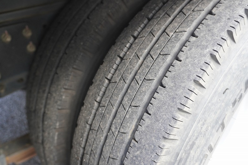 三菱 キャンター TPG-FEA50(2WD)の写真10