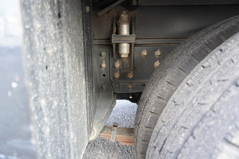 三菱 キャンター TPG-FEA50(2WD)の写真11