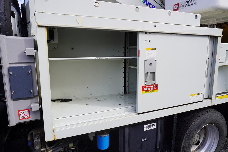 三菱 キャンター TPG-FEA50(2WD)の写真18