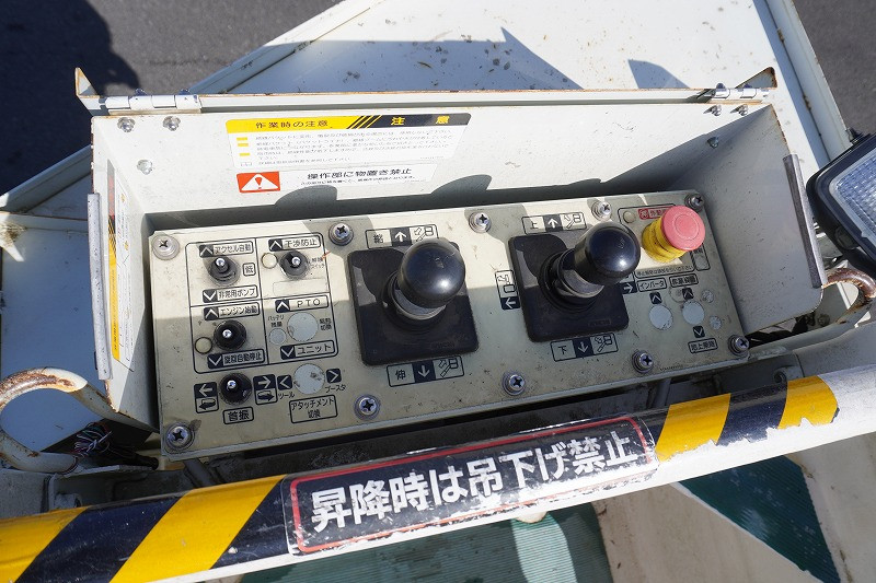 三菱 キャンター TPG-FEA50(2WD)の写真32