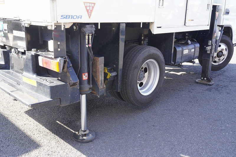 三菱 キャンター TPG-FEA50(2WD)の写真34