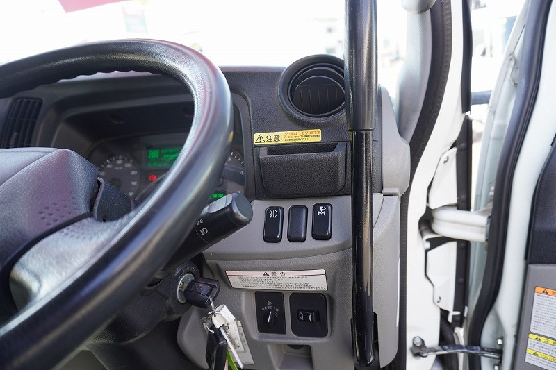 三菱 キャンター TPG-FEA50(2WD)の写真42