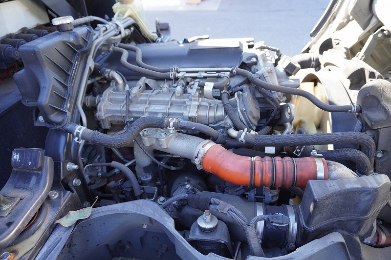 三菱 キャンター TPG-FEA50(2WD)の写真13