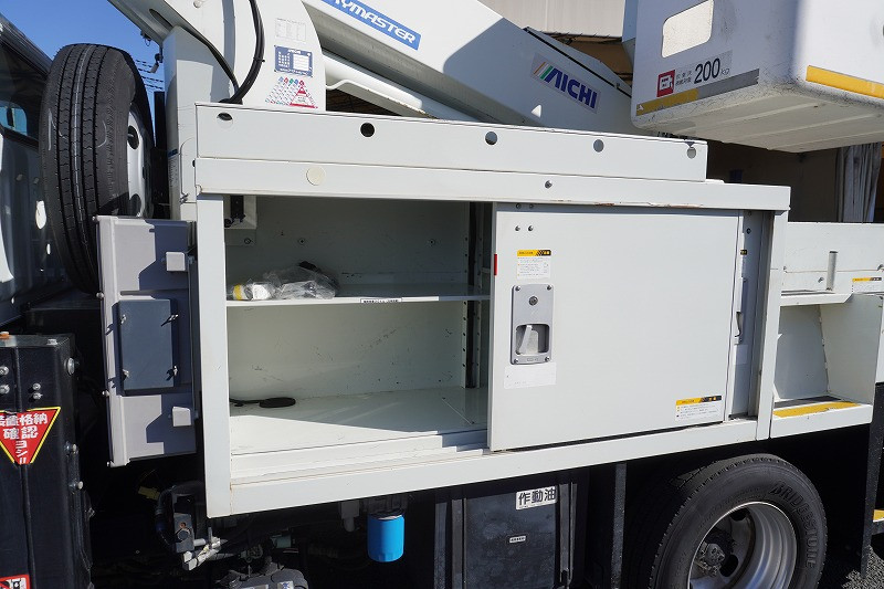 三菱 キャンター TPG-FEA50(2WD)の写真16