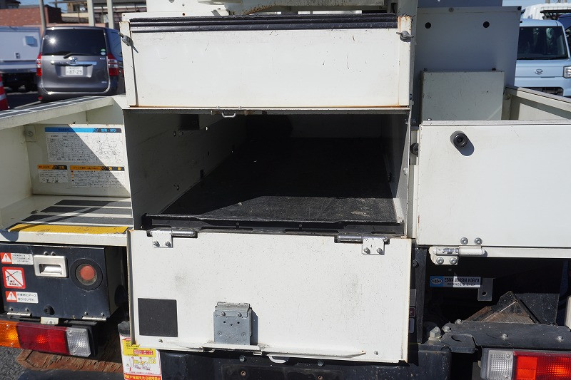 三菱 キャンター TPG-FEA50(2WD)の写真19
