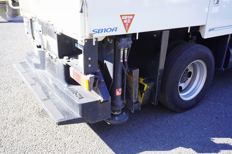 三菱 キャンター TPG-FEA50(2WD)の写真21