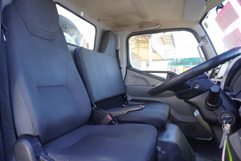 三菱 キャンター TPG-FEA50(2WD)の写真42