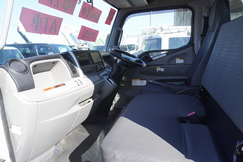 三菱 キャンター TPG-FEA50(2WD)の写真44