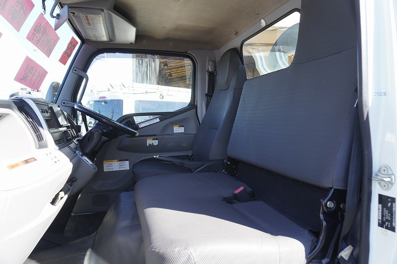 三菱 キャンター TPG-FEA50(2WD)の写真45