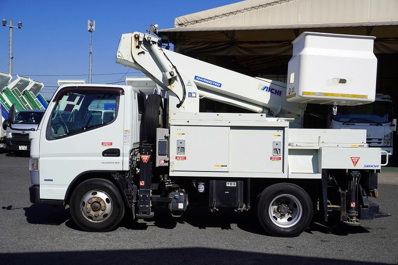 三菱 キャンター TPG-FEA50(2WD)の写真3