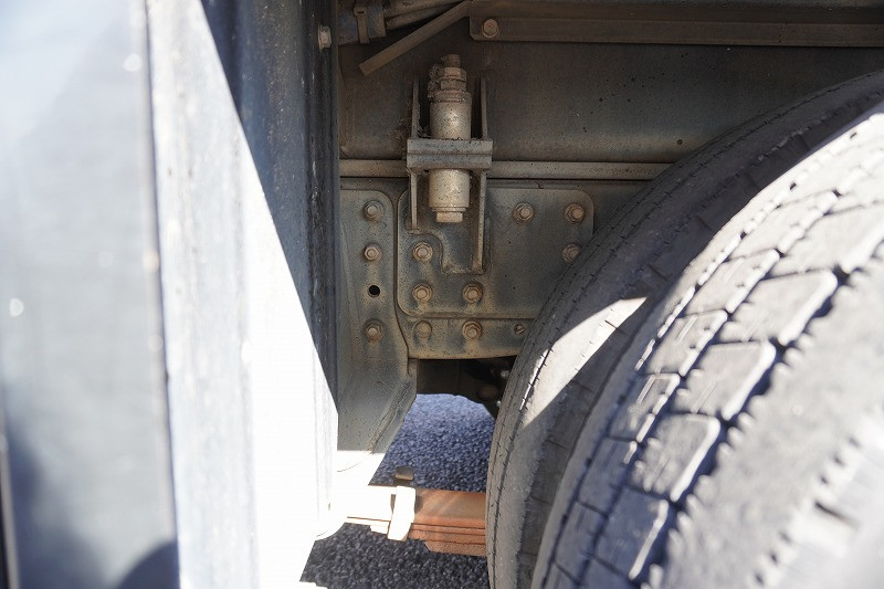 三菱 キャンター TPG-FEA50(2WD)の写真11