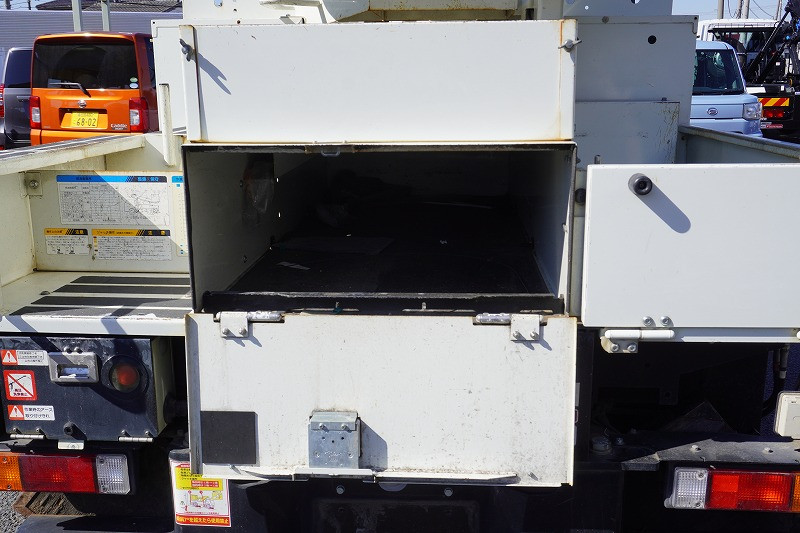 三菱 キャンター TPG-FEA50(2WD)の写真21