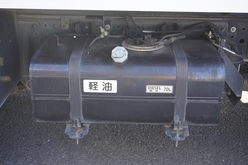 三菱 キャンター TPG-FEA50(2WD)の写真26