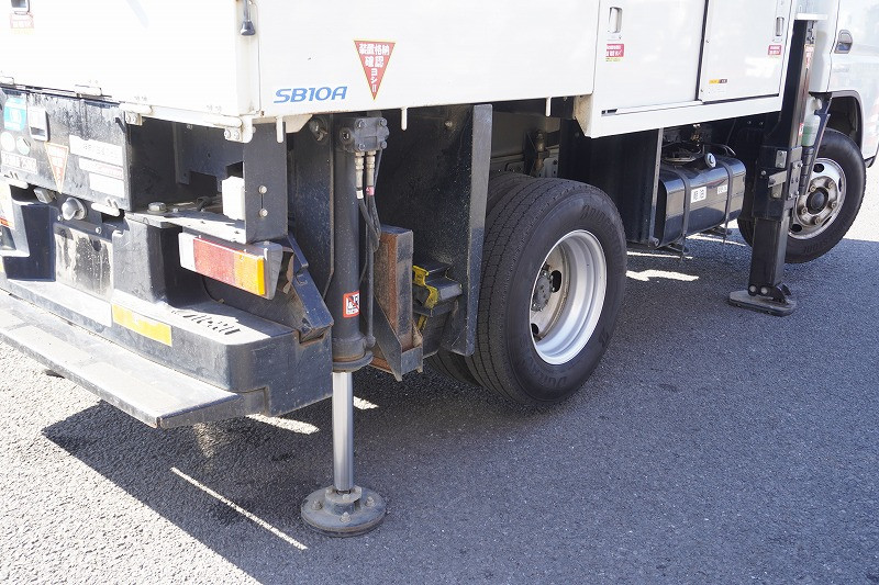 三菱 キャンター TPG-FEA50(2WD)の写真33