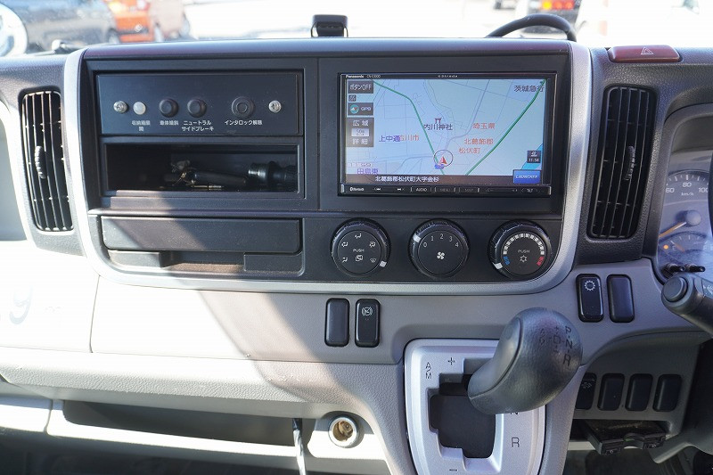 三菱 キャンター TPG-FEA50(2WD)の写真39