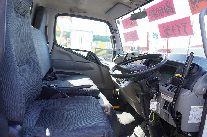 三菱 キャンター TPG-FEA50(2WD)の写真45