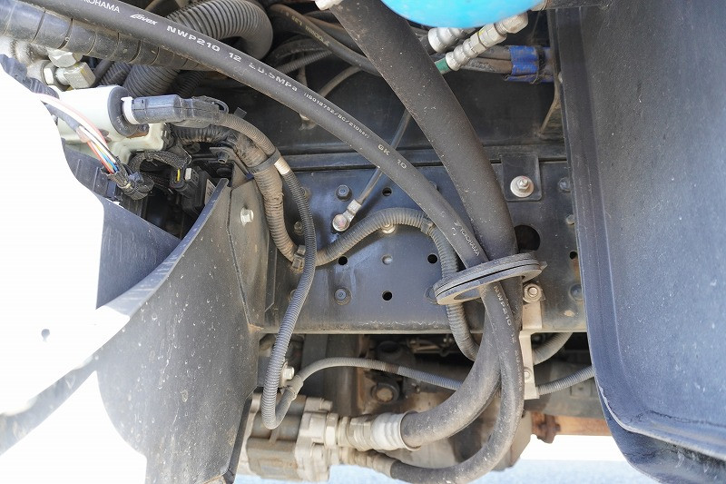 三菱 キャンター TPG-FEA50(2WD)の写真12