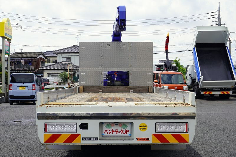 三菱 ファイター 2DG-FQ62Fの写真4