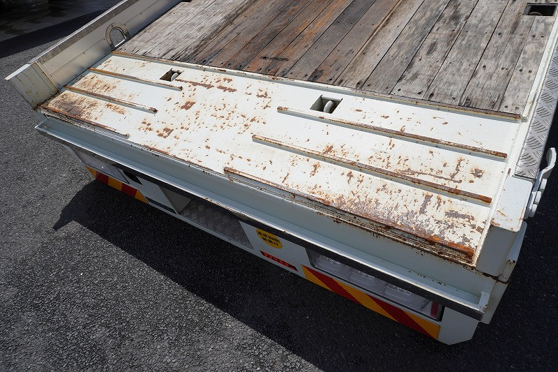 三菱 ファイター 2DG-FQ62Fの写真18