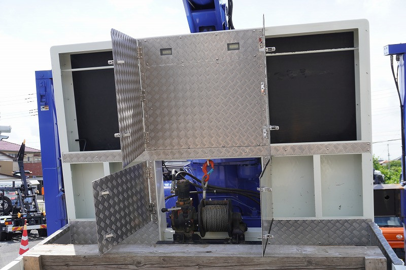 三菱 ファイター 2DG-FQ62Fの写真23