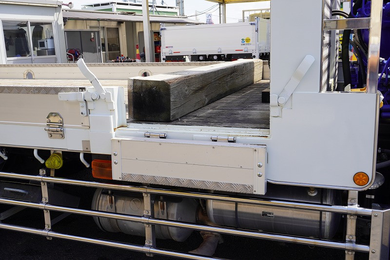 三菱 ファイター 2DG-FQ62Fの写真31