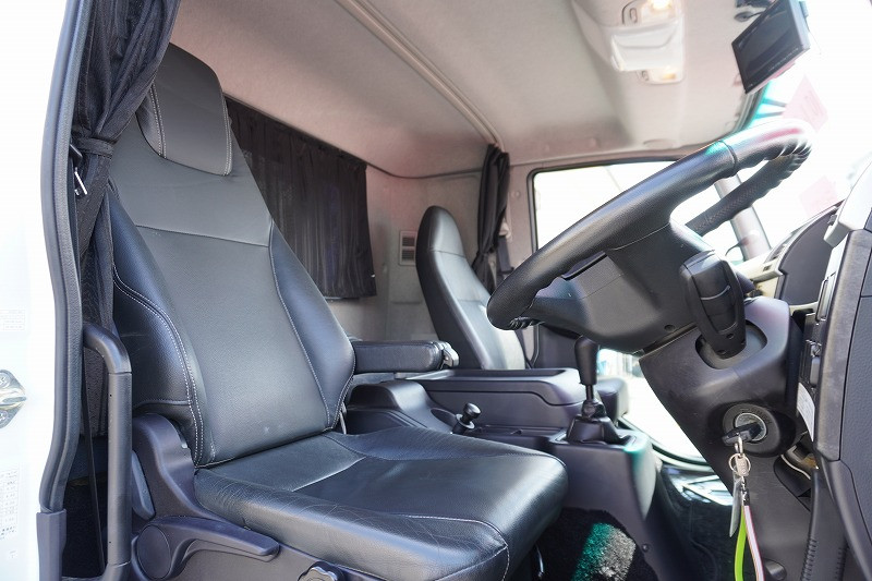 三菱 ファイター 2DG-FQ62Fの写真46