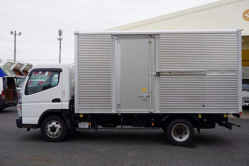 三菱 キャンター 2PG-FEB80(2WD)の写真3