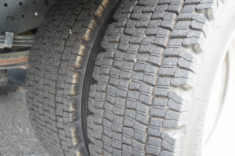 三菱 キャンター 2PG-FEB80(2WD)の写真10