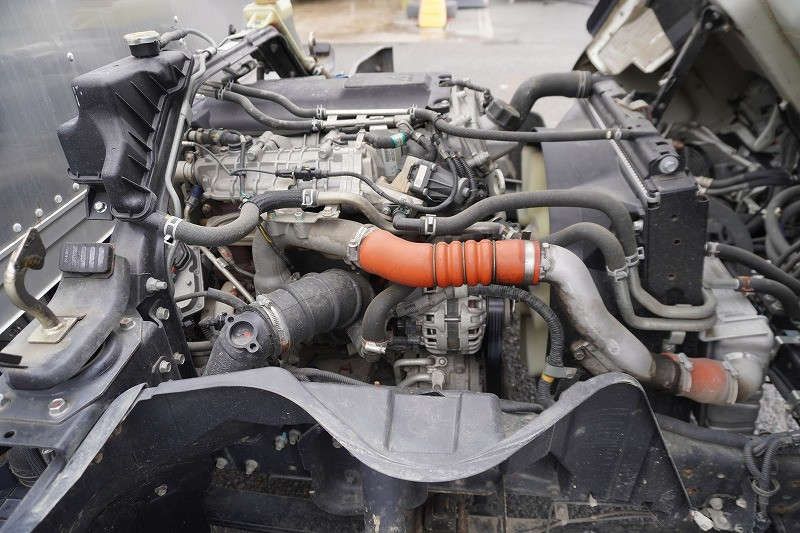 三菱 キャンター 2PG-FEB80(2WD)の写真14