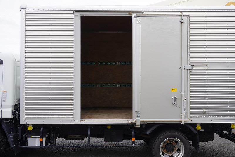 三菱 キャンター 2PG-FEB80(2WD)の写真17