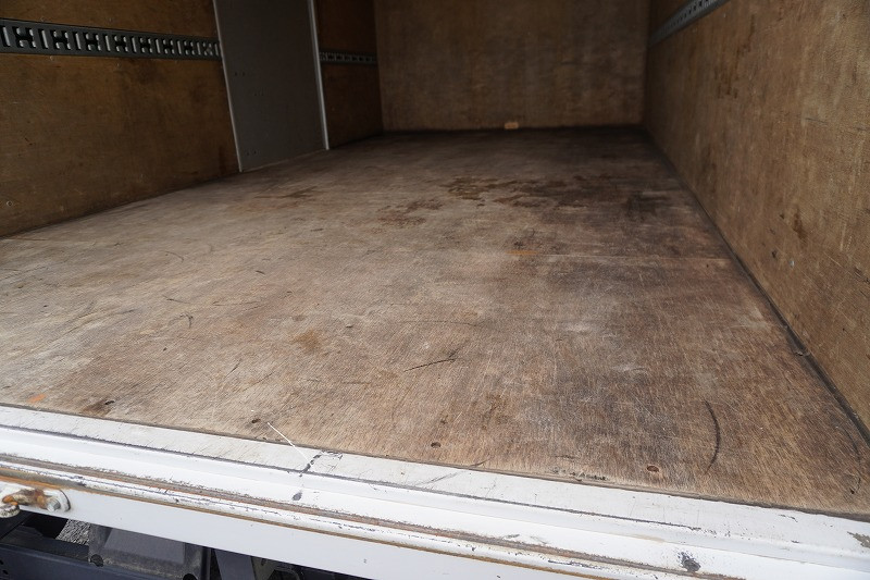 三菱 キャンター 2PG-FEB80(2WD)の写真21