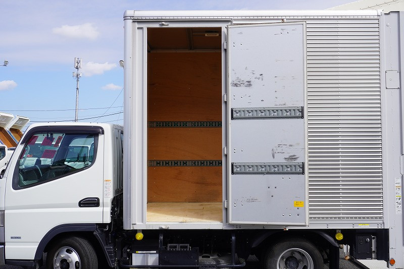 三菱 キャンター 2RG-FBA20(2WD)の写真18