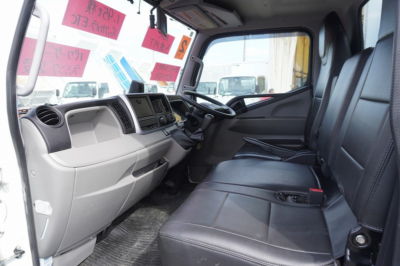 三菱 キャンター 2RG-FBA20(2WD)の写真40