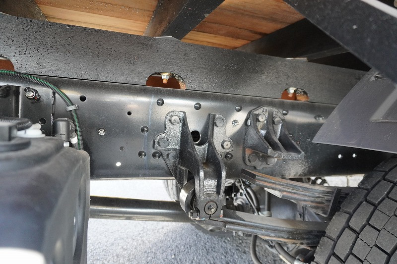 三菱 ファイター 2KG-FK62FZ(2WD)の写真12