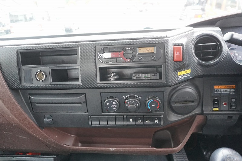 日野 レンジャー 2KG-FD2ABA(2WD)の写真33