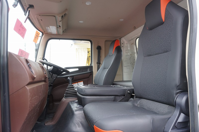 日野 レンジャー 2KG-FD2ABA(2WD)の写真41