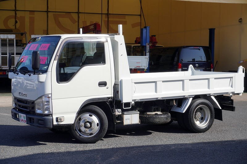 いすゞ エルフ TPG-NKR85AD(2WD)の写真1
