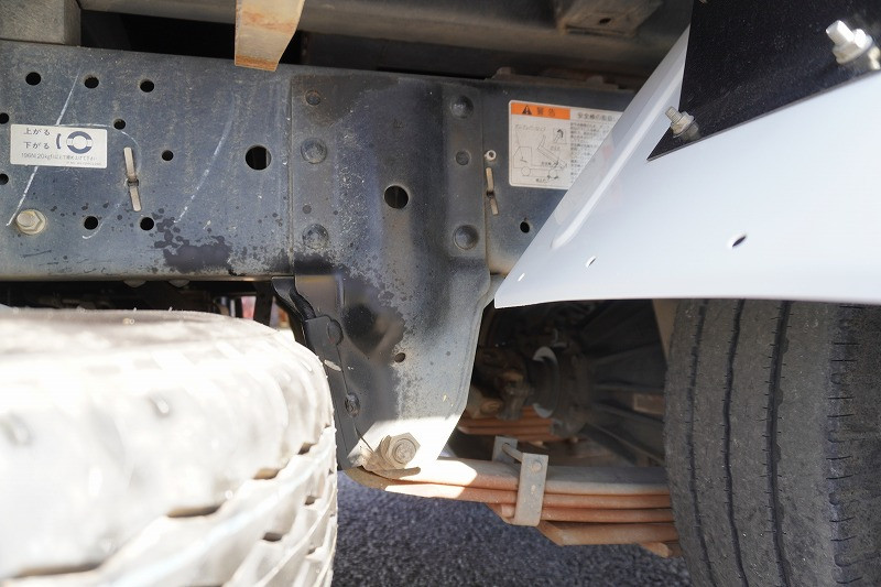 いすゞ エルフ TPG-NKR85AD(2WD)の写真11