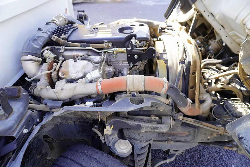 いすゞ エルフ TPG-NKR85AD(2WD)の写真15