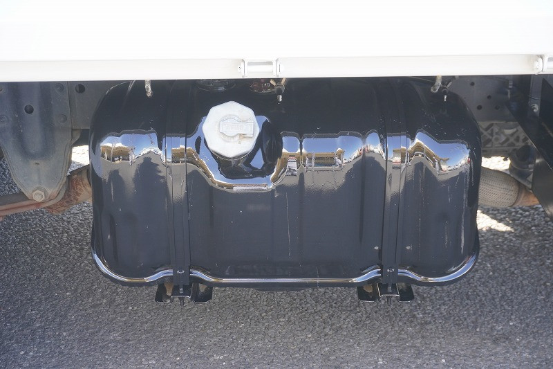 いすゞ エルフ TPG-NKR85AD(2WD)の写真23