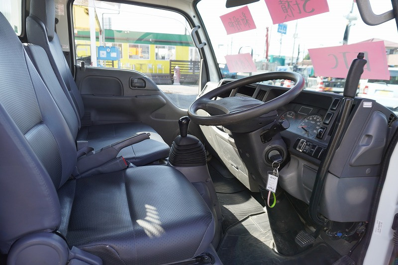 いすゞ エルフ TPG-NKR85AD(2WD)の写真34