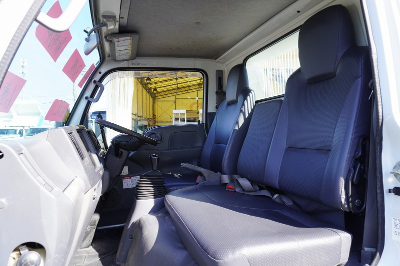 いすゞ エルフ TPG-NKR85AD(2WD)の写真36